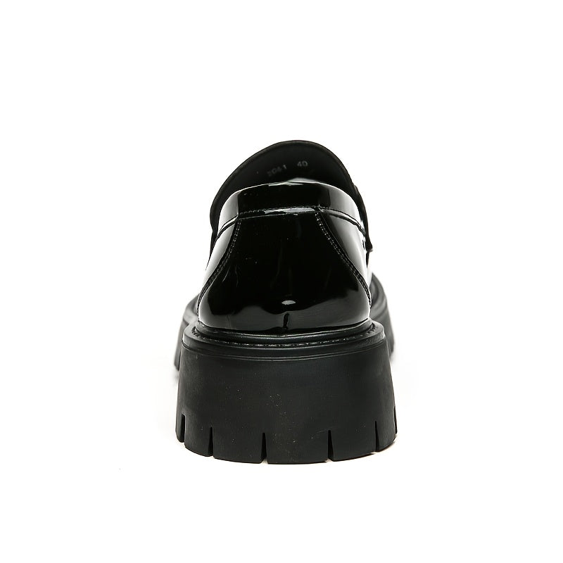 [Party Wedding Prom] Men's Patent Platform Slip-On Loafers, Fashion Round Toe Metal Decoration Non-Slip Thick Sole Business Dress Shoes Casual Party Wedding Prom Shoes All-Season Versatile for Office, Party, Casual Wear - Slip-On Round Toe Design