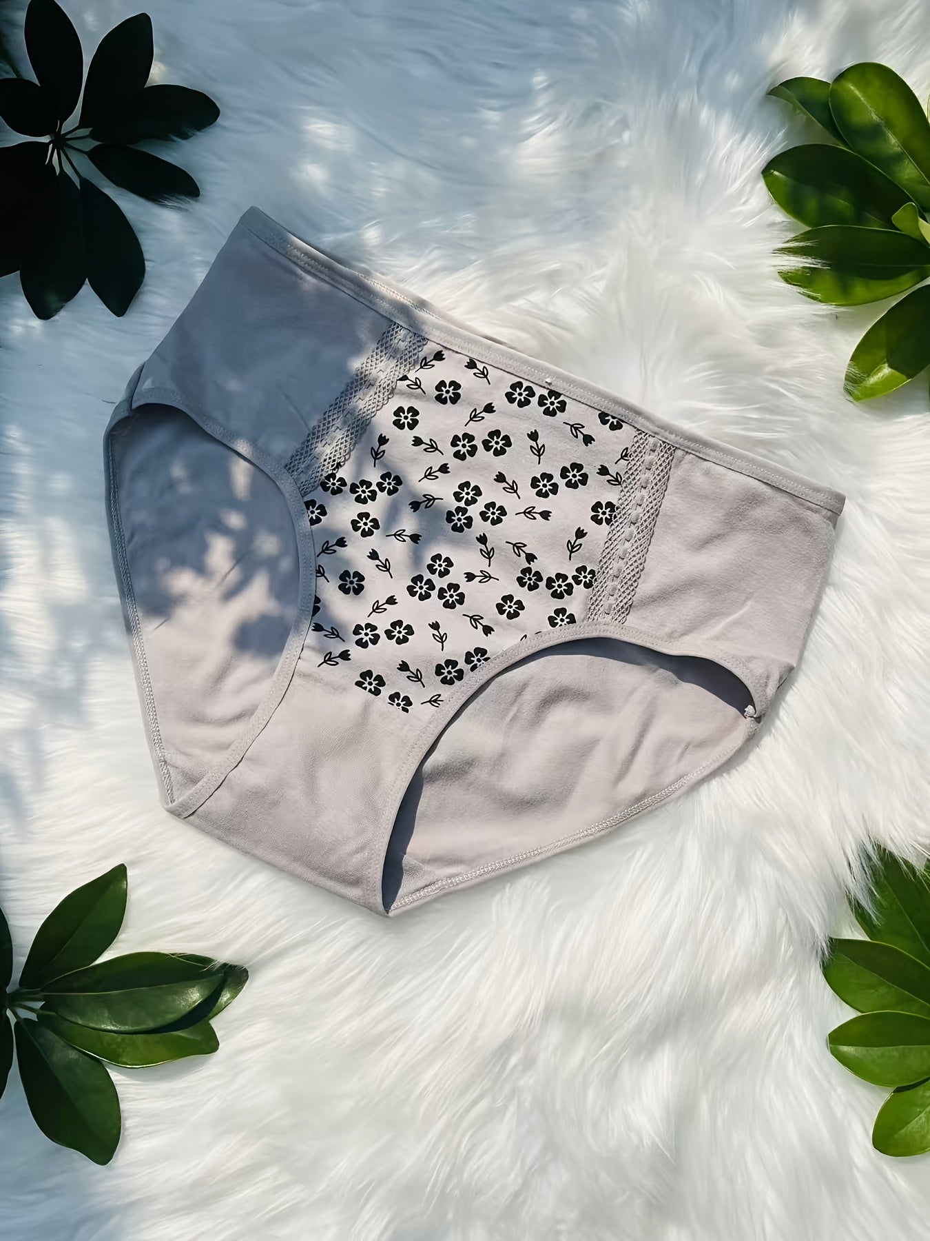17pcs Women's Comfortable Mid-Waist Printed Bikini Panties, Breathable Butt Lifting Plus Size Panties (Random Delivery)