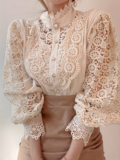 [Plus Size Floral Panels] Plus Size, French Loose Chic Buttons, Heavy Lace, Cut-Out Floral Panels