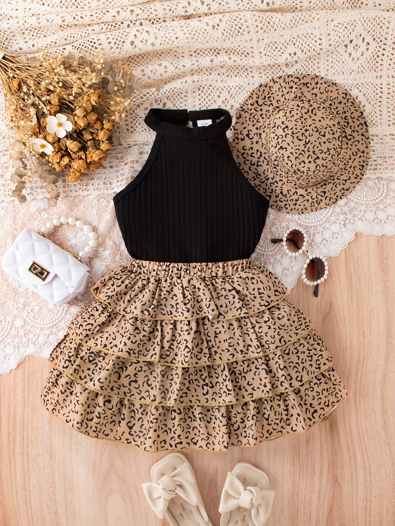 Three-Piece Vintage Leopard Print Outfit for Girls - Includes a Sleeveless Blend Bandeau Top, a Tiered Skirt, And a Matching Hat - Perfect Casual Summer Attire for Children Featuring Frill Accents