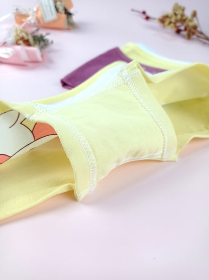 8pcs VIFINE Youngsters' Boxer Briefs - Soft, Cute, and Comfortable 95% Cotton Cartoon Underwear for Little Girls, Random Colors, Randomly Selected, Youngsters' Underwear | Playful Design | Stretchy Fabric