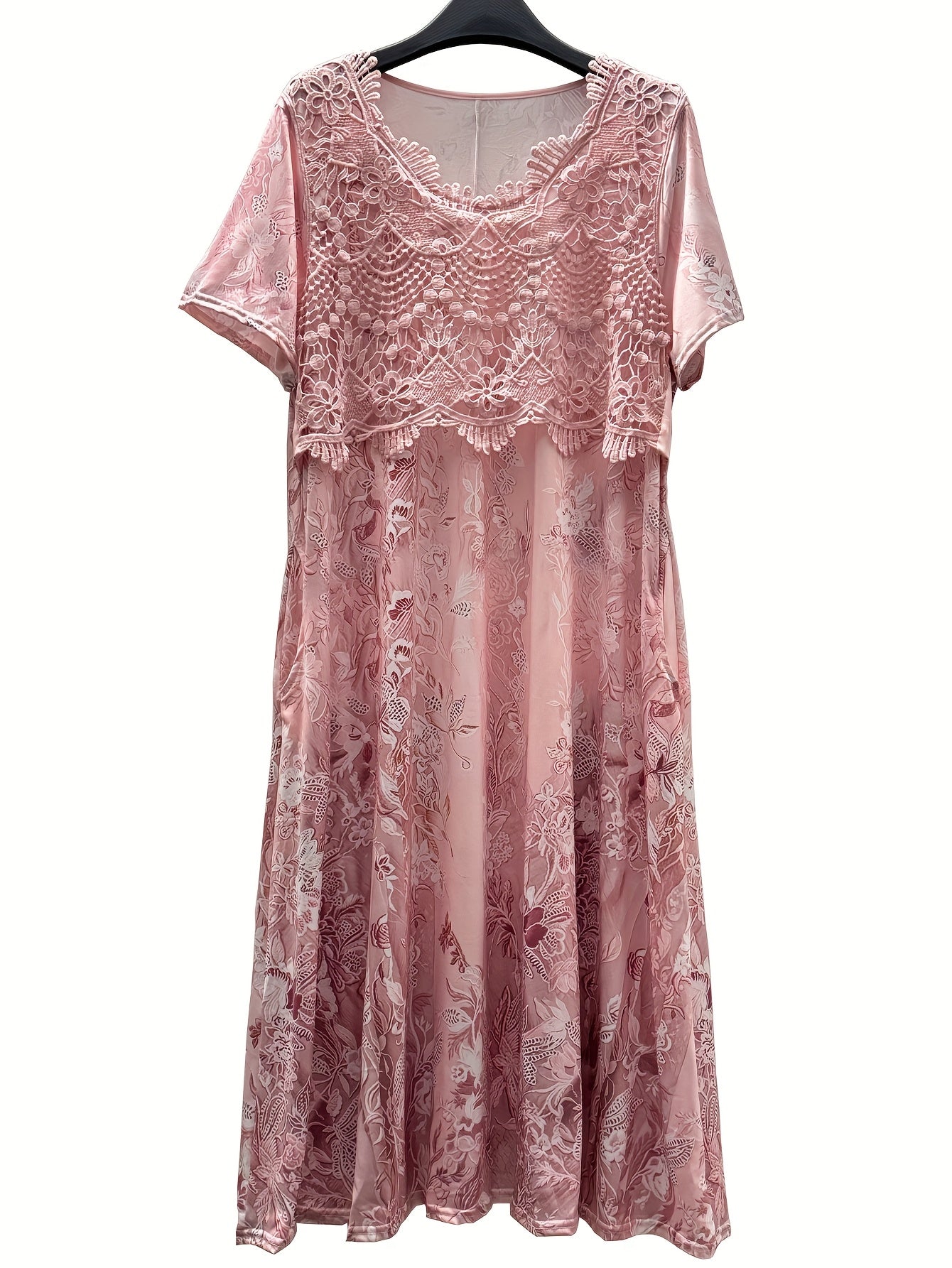 Plus Size Short Sleeve Midi Dress with Lace Neck And Flower Print