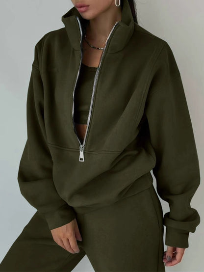 A Set of Autumn And Winter European And American Women'S Two-Piece Suits, Sweatshirts, Trousers, Fleece Sports, Street Fashion And Casual Suits