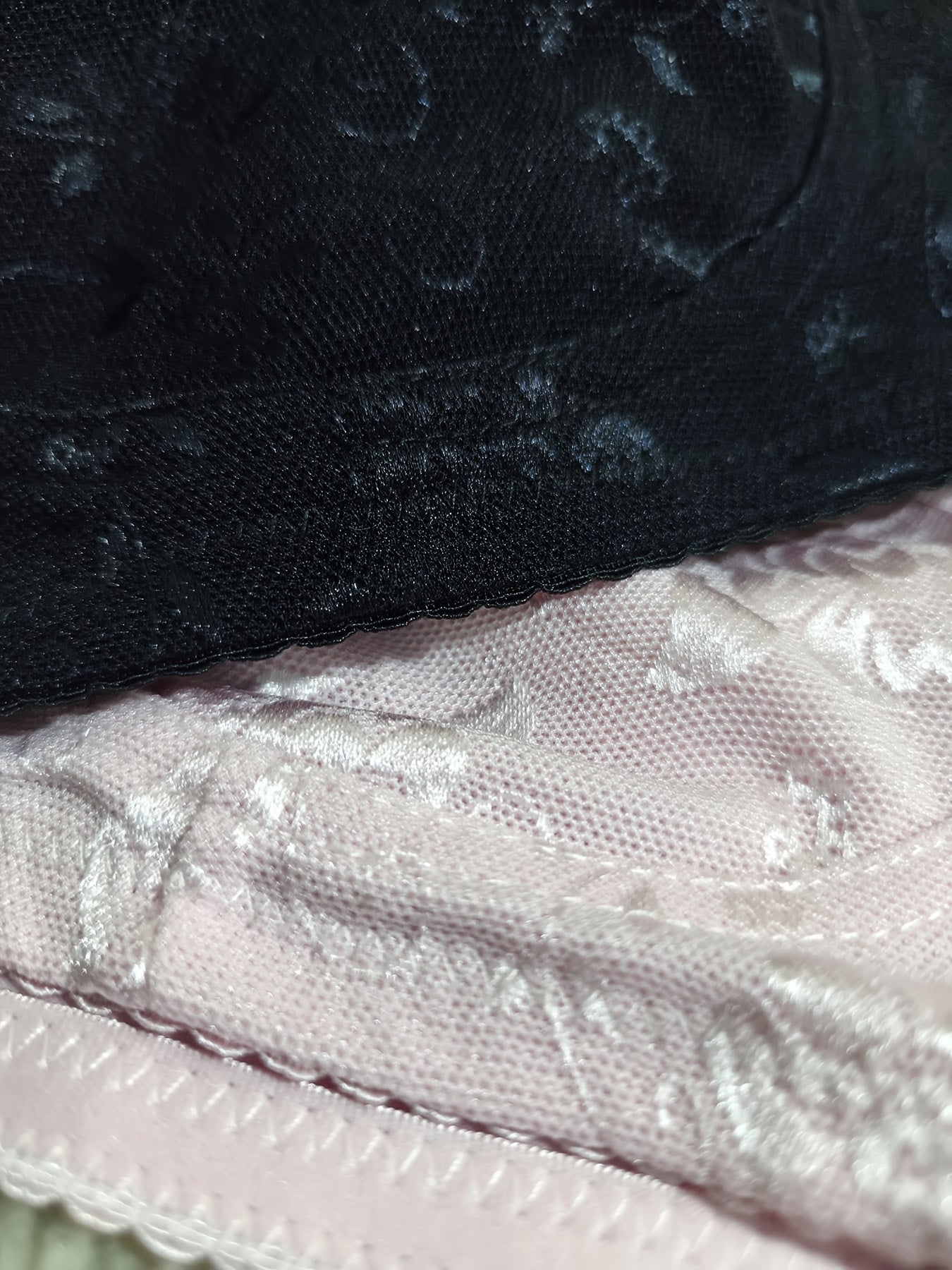 2-Pack Valentine'S Day Special Women'S Sexy Floral Lace Front Closure Bras - No Padding Thin Support Wire-Free Comfort Bras for Casual Attire, Black & Pink, Hand Wash Solely