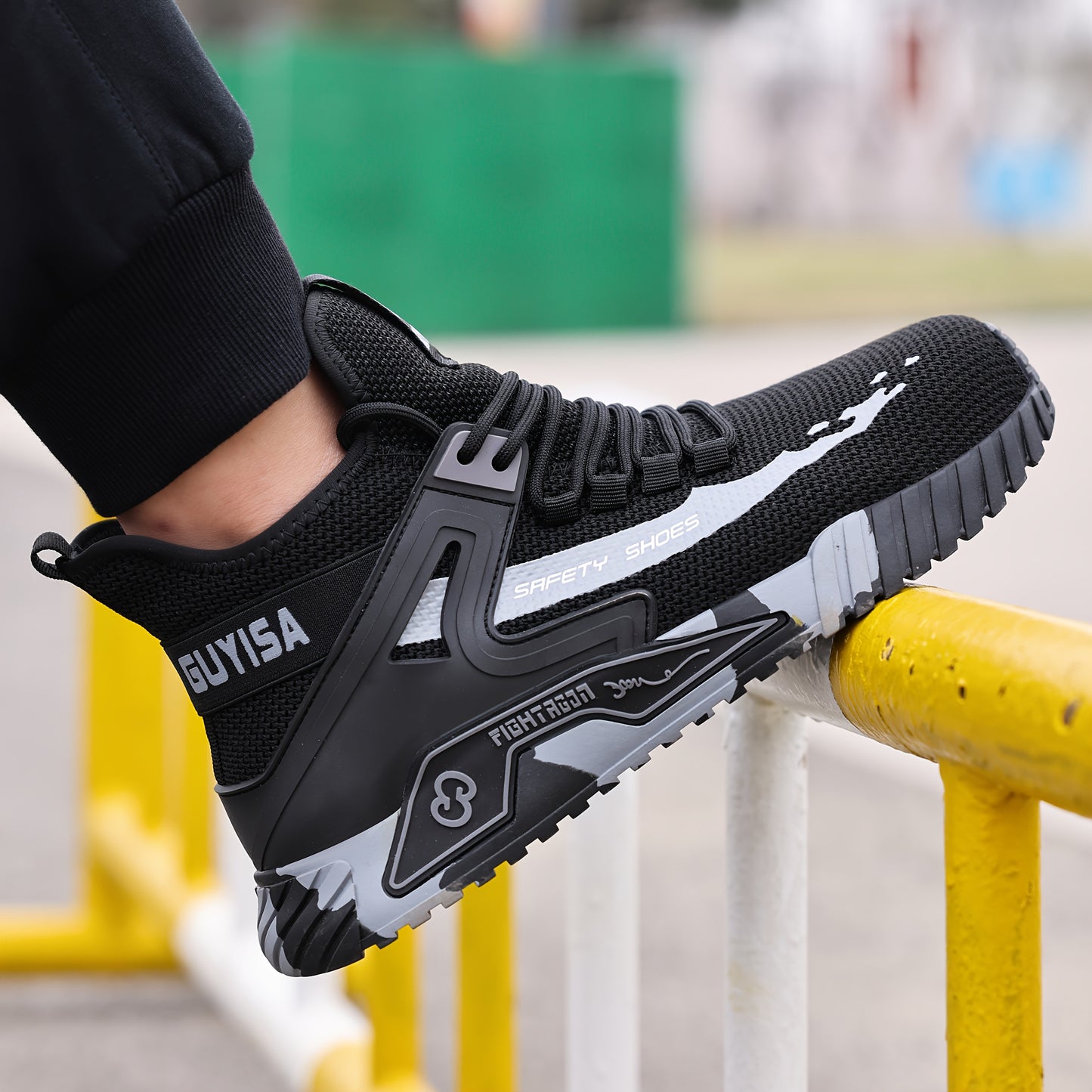 High-Top Work Boots for Men with Steel Toes, Comfortable And Non-Slip, Designed for Outdoor Activities And