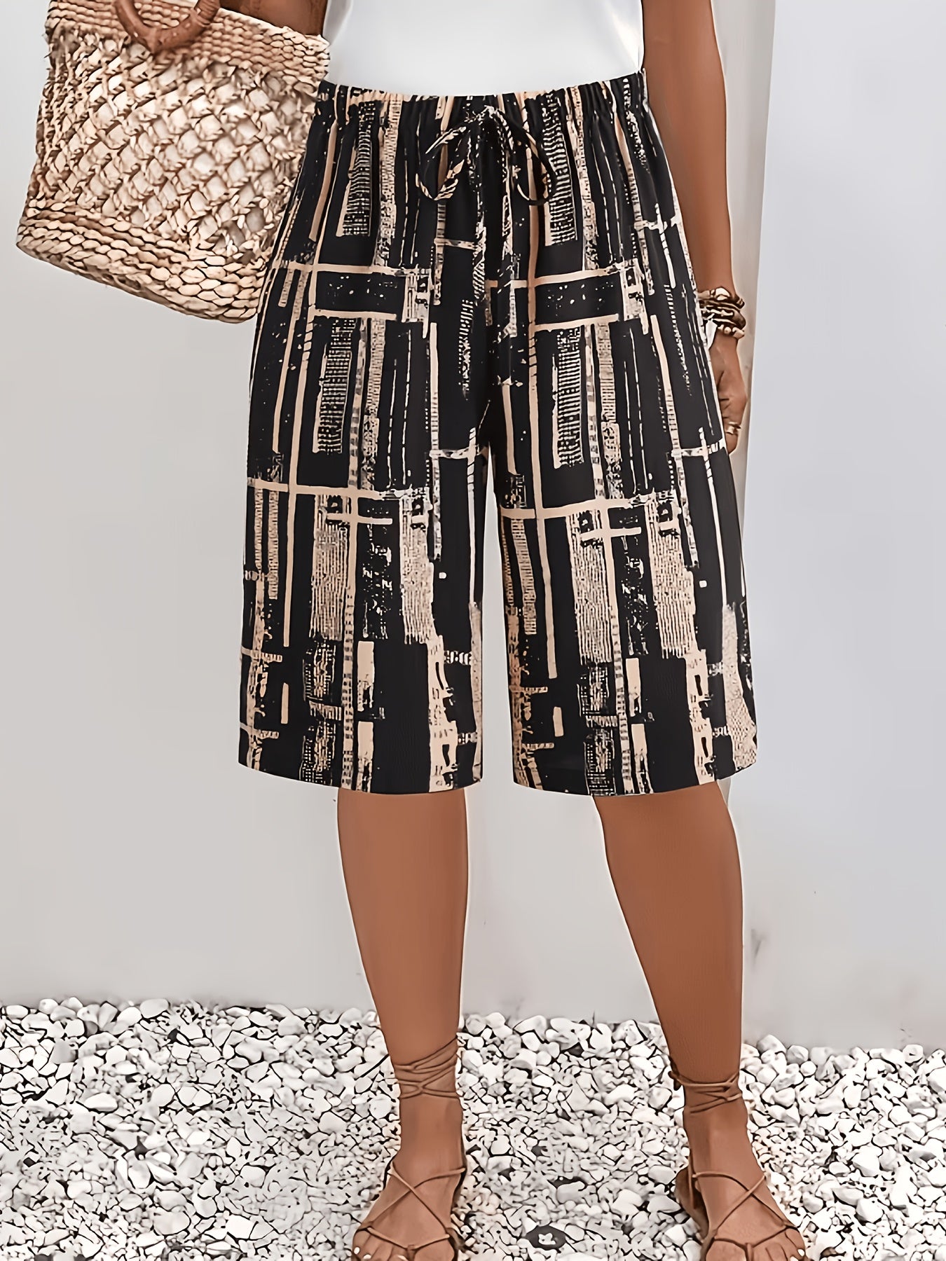 2pcs Women'S Casual Shorts Set - Black & White Abstract Print, Drawstring Waist, Lightweight, Perfect for Beach & Summer Outings, Summer Casual Wear|Abstract Print Shorts|Lightweight Shorts