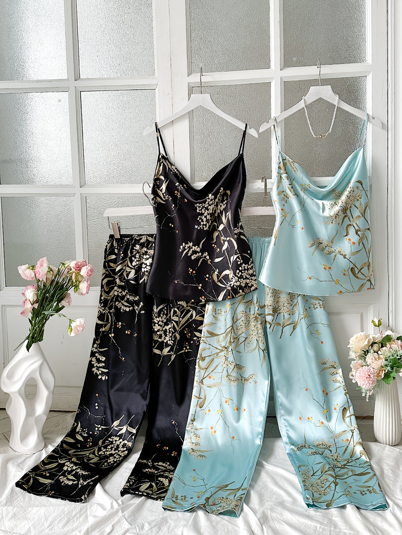 [Four-Piece Pajamas Set] Women's Elegant Small Cherry Print, Wearable in All Seasons, Pile Collar Suspenders Long Pajamas Set, Comfortable Four-Piece Set