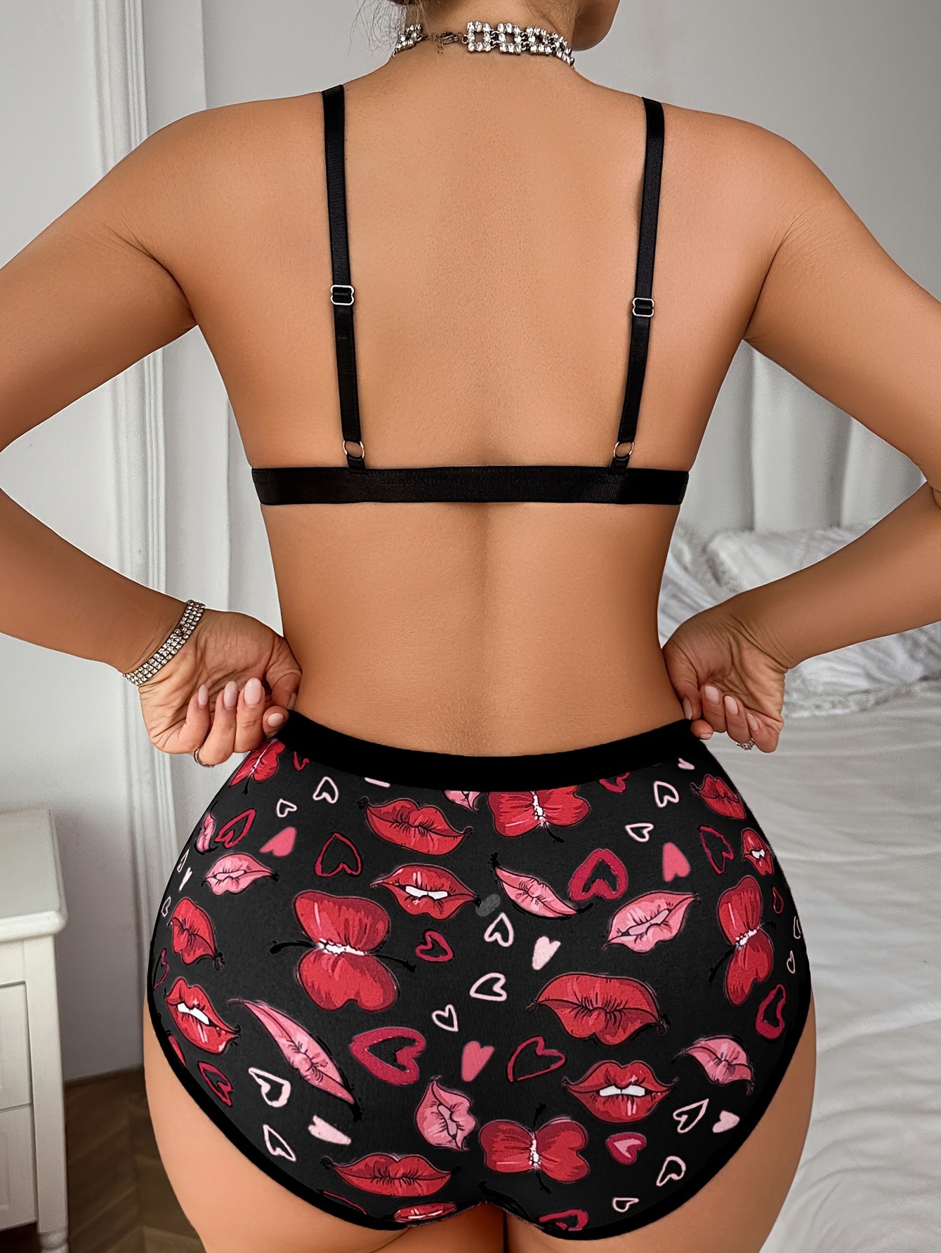 4sets Sexy Lingerie Set, Romantic Heart And Red Lip Print, Breathable Trendy Printed Comfortable Front Closure Bra And Panty Set, Quick-drying Sports Underwear Set, Contrast Letter Straps Detailing, Women'S Sexy Lingerie & Underwear