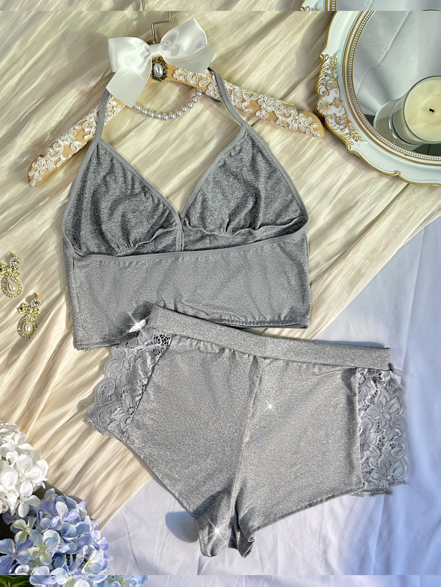 Spring/Summer New Gift Set: Solid Color Lace Trim Halter Neck Tie-Back Button-Up Open-Back Lace Trim Soft Skin-Friendly Sexy Home Sleepwear Set