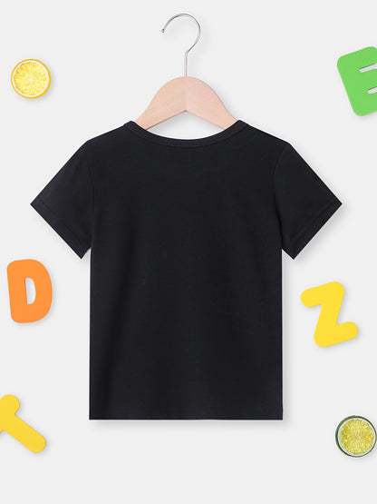 Five Combinations of Shorts And T-Shirts for Boys Showcasing a Trendy Dinosaur And Off-Road Vehicle Design, Ideal for Casual Summer Outings And Outdoor Activities, for Outdoor