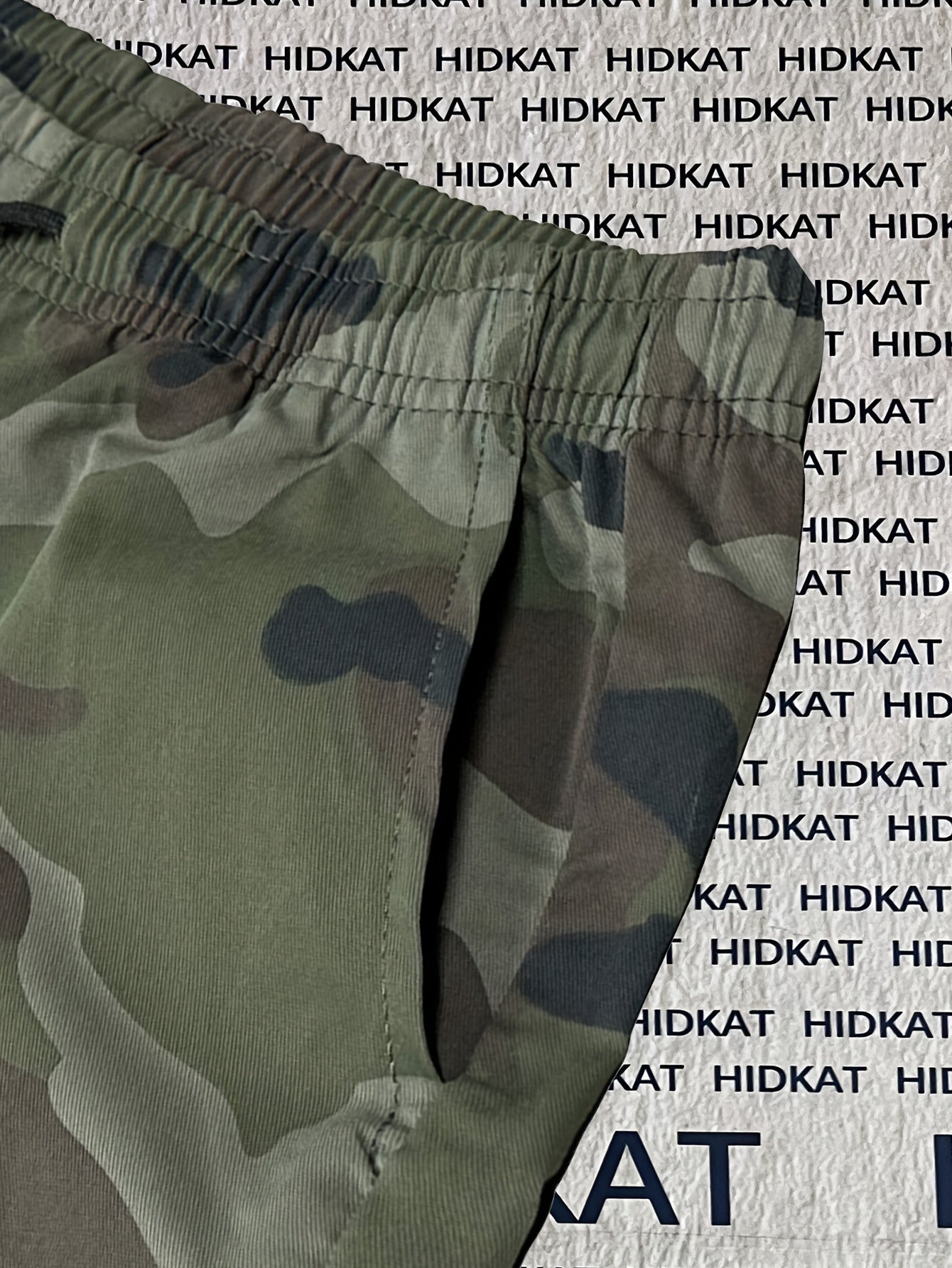 Women's Camo Cargo Pants Summer Lightweight Breathable Outdoor Casual Long Pants with Adjustable Elastic Waistband