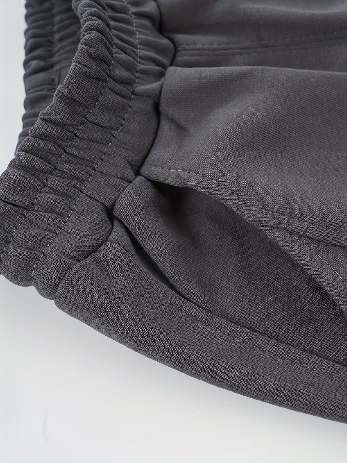 Wwowoniao Boys' Relaxed Fit Jogger Pants Made from a Featuring an Alphabet Design, Slightly Stretchy Knit Material, Equipped with Pockets, Suitable for Spring And Fall, Composed of 58% And 42% Polyester, Ideal for Outdoor Activities