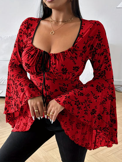 [Stylish Red Top] Plus Size, Stylish Red Top with Black Floral Pattern: Elastic Bodice, Elegant Look