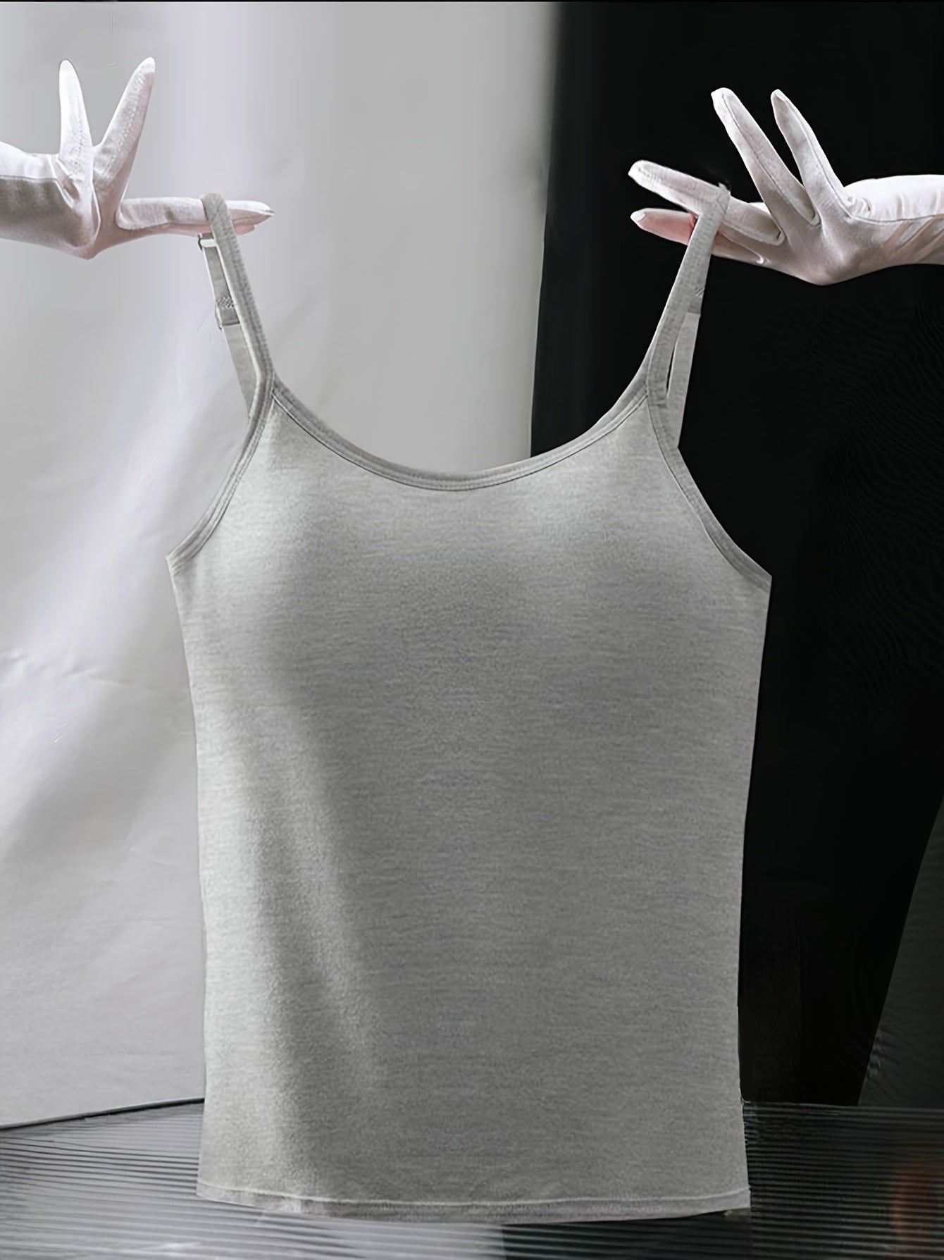 3pcs Pack Women'S Camisole Tank Tops with Built-In Bra, Seamless Design, Adjustable Straps, Layering Basics, Suitable for Spring, Autumn & Summer Outerwear Solid Colors, Layering And Outerwear