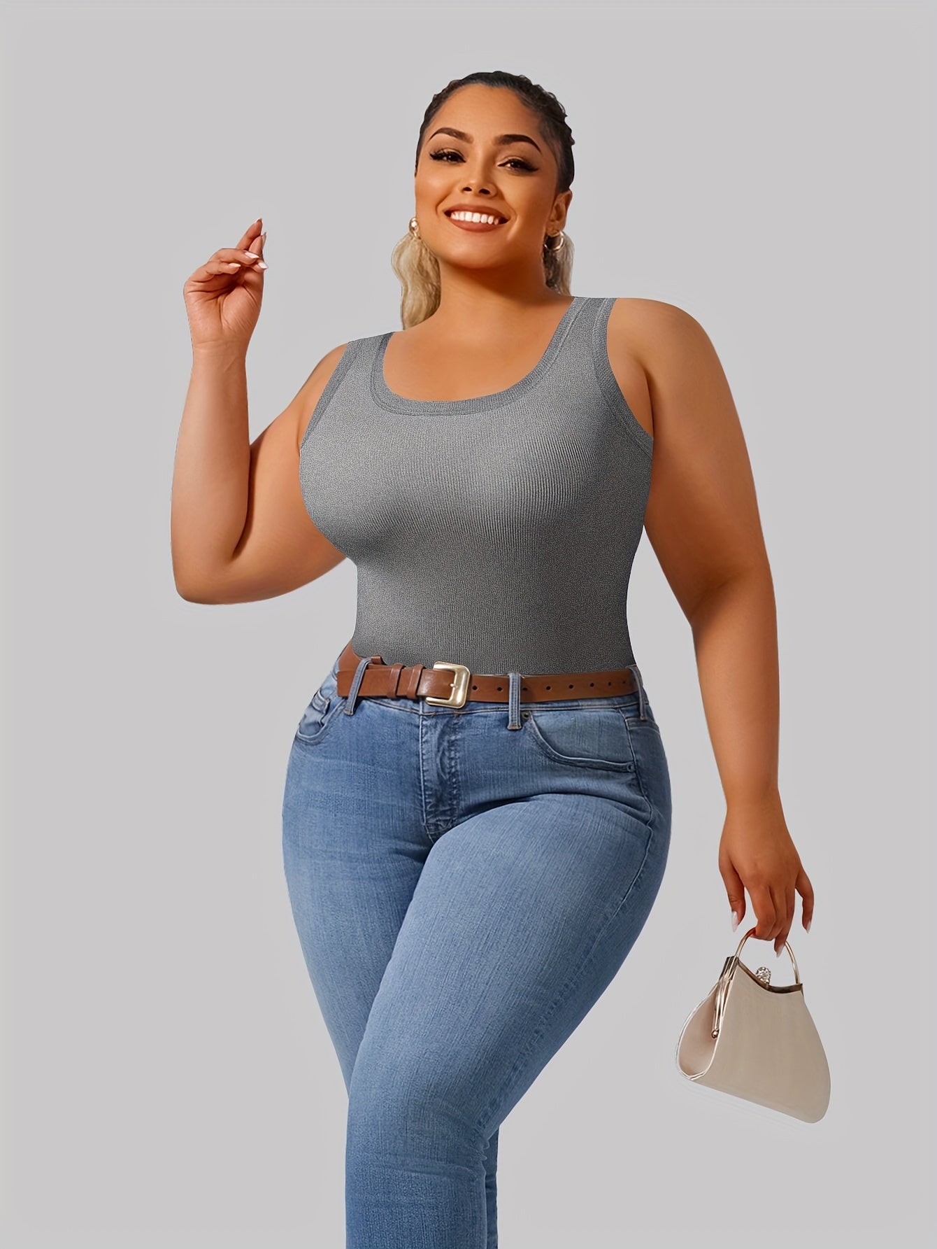 Big U Beauty 2-in-1 Backless Ribbed Base Vest with Built-In Pads & Coasters - High-Elasticity Striped Slim Fit Sleeveless Top for Plus Size Women, Casual Elegant Layering Essential