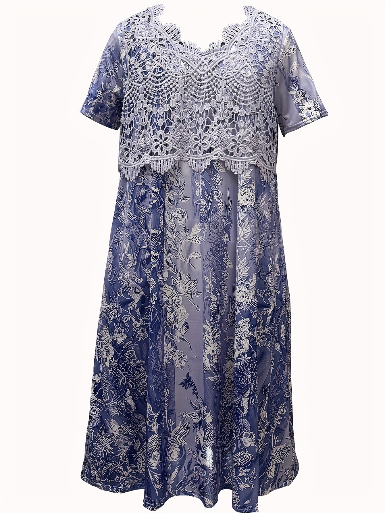 Plus Size Flower Print Midi Dress with Lace Neck and Short Sleeve