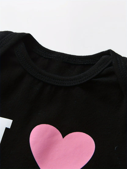 KuKitty Newborn Baby Girl Clothes Infant Girls 2pcs Outfit Set I Love Dad/Mom Print Bodysuit Tops And Pants, Perfect for Outdoor