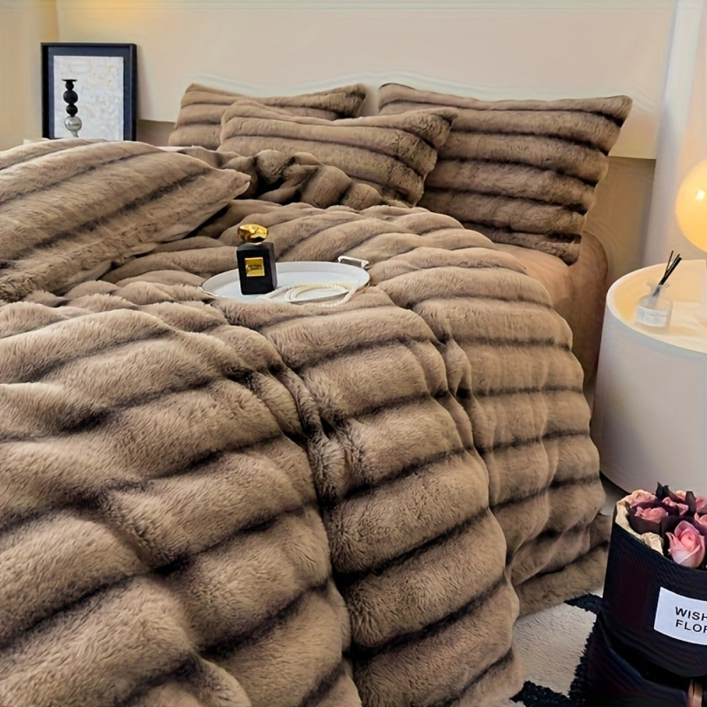 Faux Rabbit Fur Throw Blanket - Double-Layer Reversible Softness