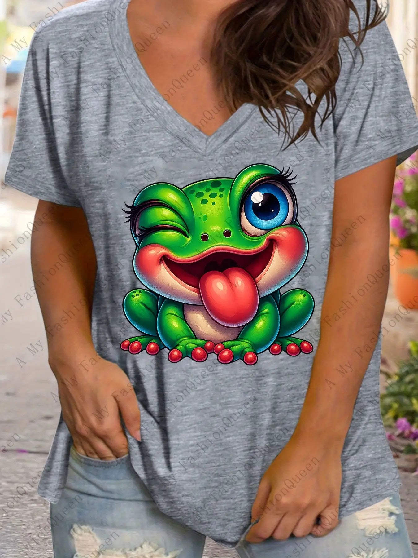 Plus Size - Plus Size - Plus Size Women'S Cute Frog Print V-Neck T-Shirt - Soft Stretchy Breathable Black Top with Green & Blue Cartoon Frog Design, Loose Fit Casual Short Sleeve Shirt for Spring Summer Casual Attire, Comfortable Plus Size Women'S Fashion