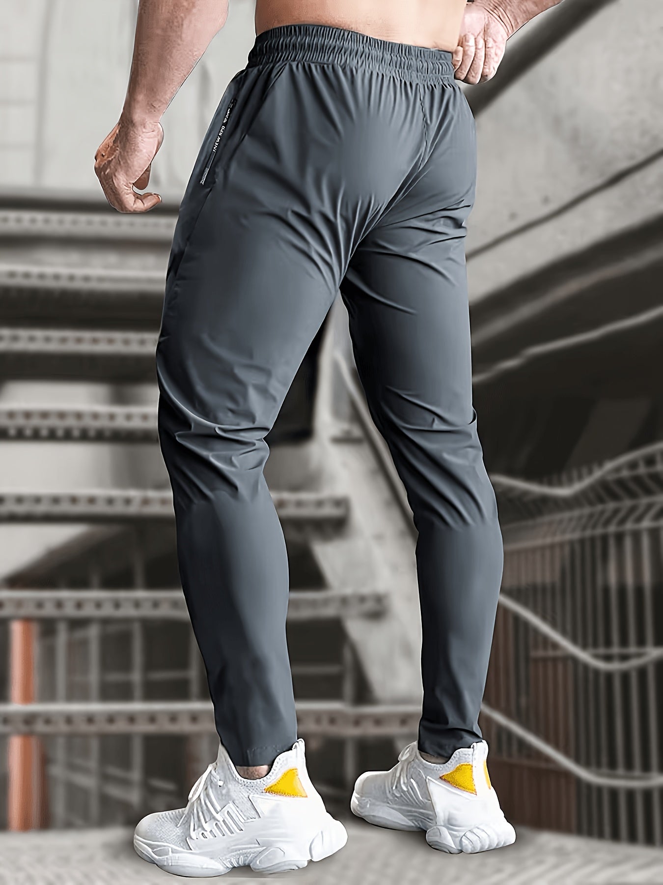 3pcs Men's Summer Ice Silky Pants, Sporty And Casual, Breathable, Cool And Refreshing, Mixed 3-color Versatile, Pocket with Letter Zipper Design, Stretchy And Quick-drying, Suitable for Fitness, Jogging, Cycling, And Daily Casual Wear