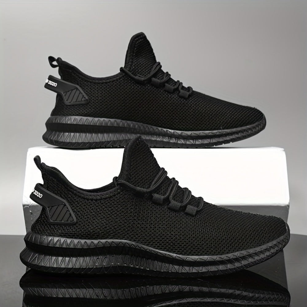 Men's Lightweight Low-Top Sports Shoes - Breathable Fabric and Rubber Sole