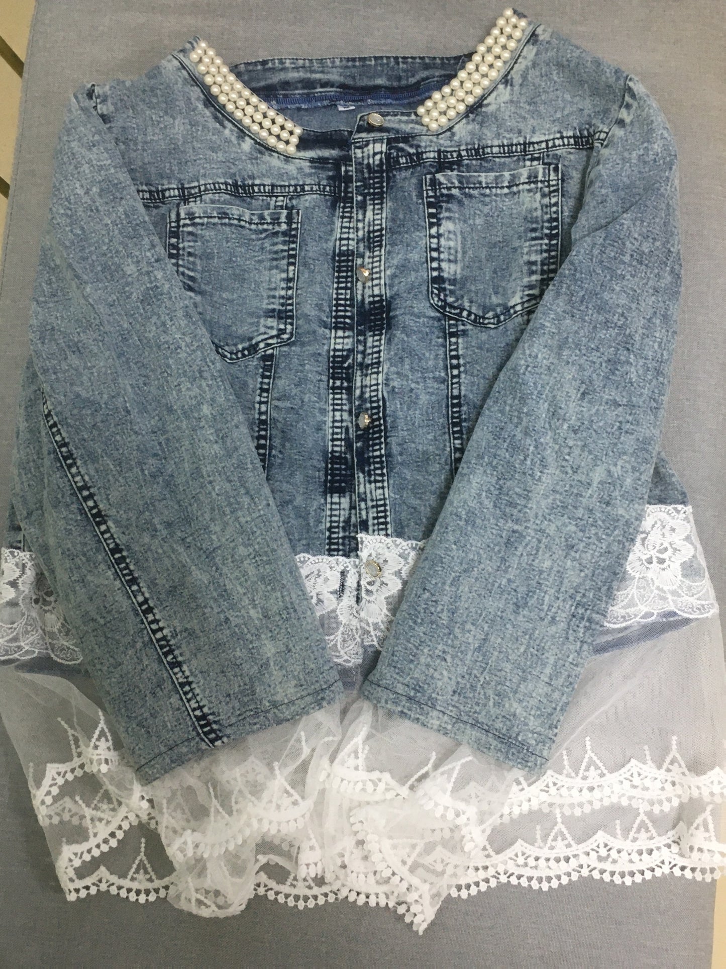 Women'S Casual Jacket, Lace Floral Pattern, Exquisite Buttons, Daily Fashion Beaded Denim Jacket, Very Suitable for Spring And Autumn