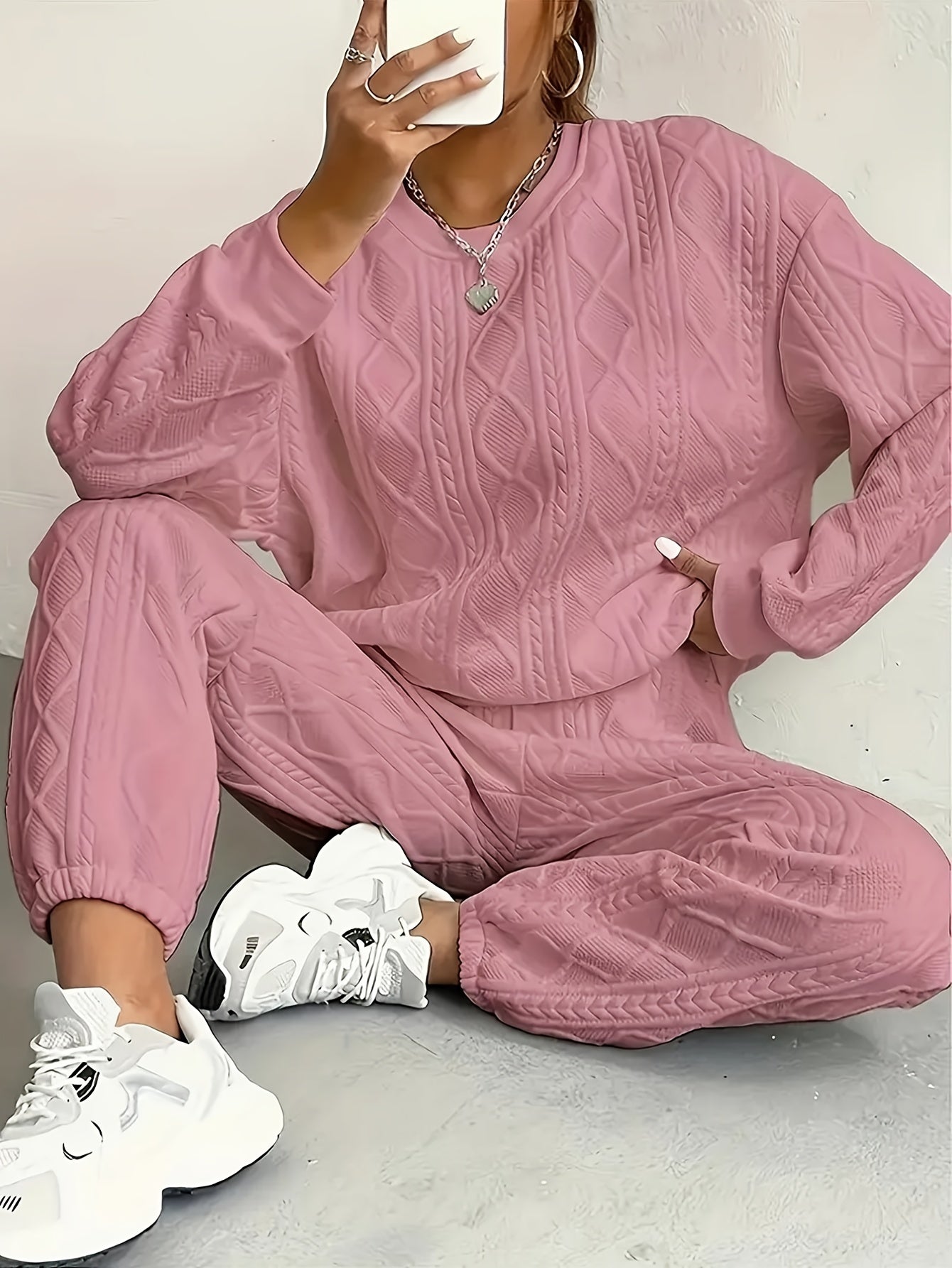 Women's Casual Pullover Two-piece Set, Suitable for Spring And Autumn, Consisting Of A Textured Long-sleeved Top And Jogging Pants