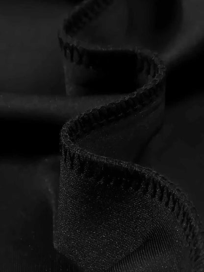 1 Piece I Love My King or I Love My Queen Hoodie - Bold and stylish black hoodie with decorative heart accents, perfect for couples to wear - Comfortably express your love and emotions, suitable for any occasion