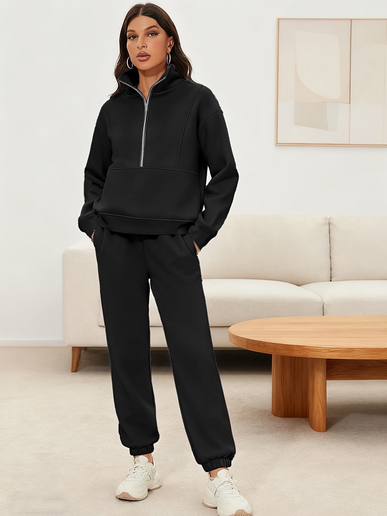 A Set of Autumn And Winter European And American Women'S Two-Piece Suits, Sweatshirts, Trousers, Fleece Sports, Street Fashion And Casual Suits