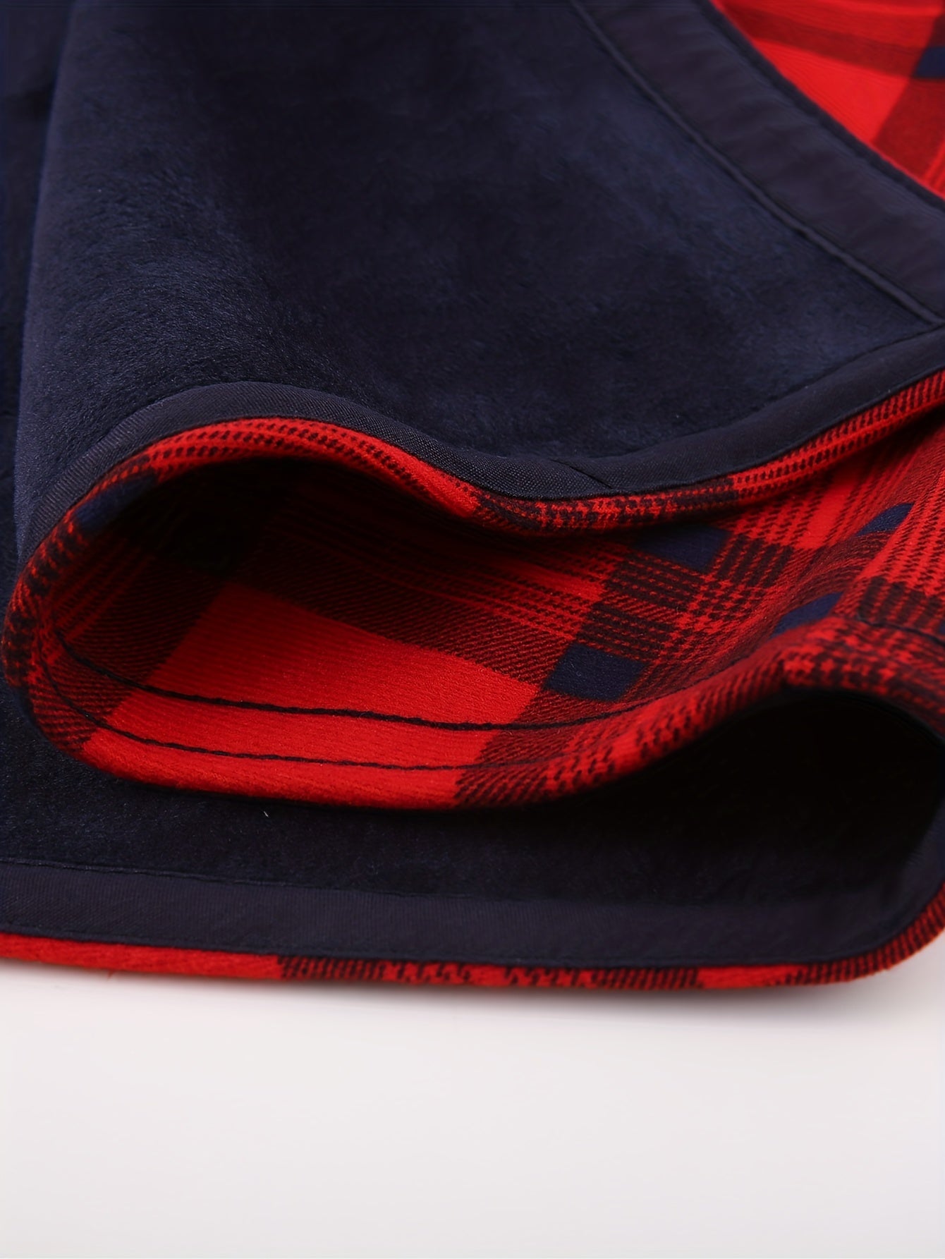 Men'S Heavyweight Long Sleeve Shirt - Thick Winter Jacket with Button Front Placket, Navy Blue & Brown Plaid, Formal & Casual Button-Up Blouse for Office, Outdoor, Everyday - Classic Button-Up Shirt for Men, Winter Jacket, Outdoor Clothing