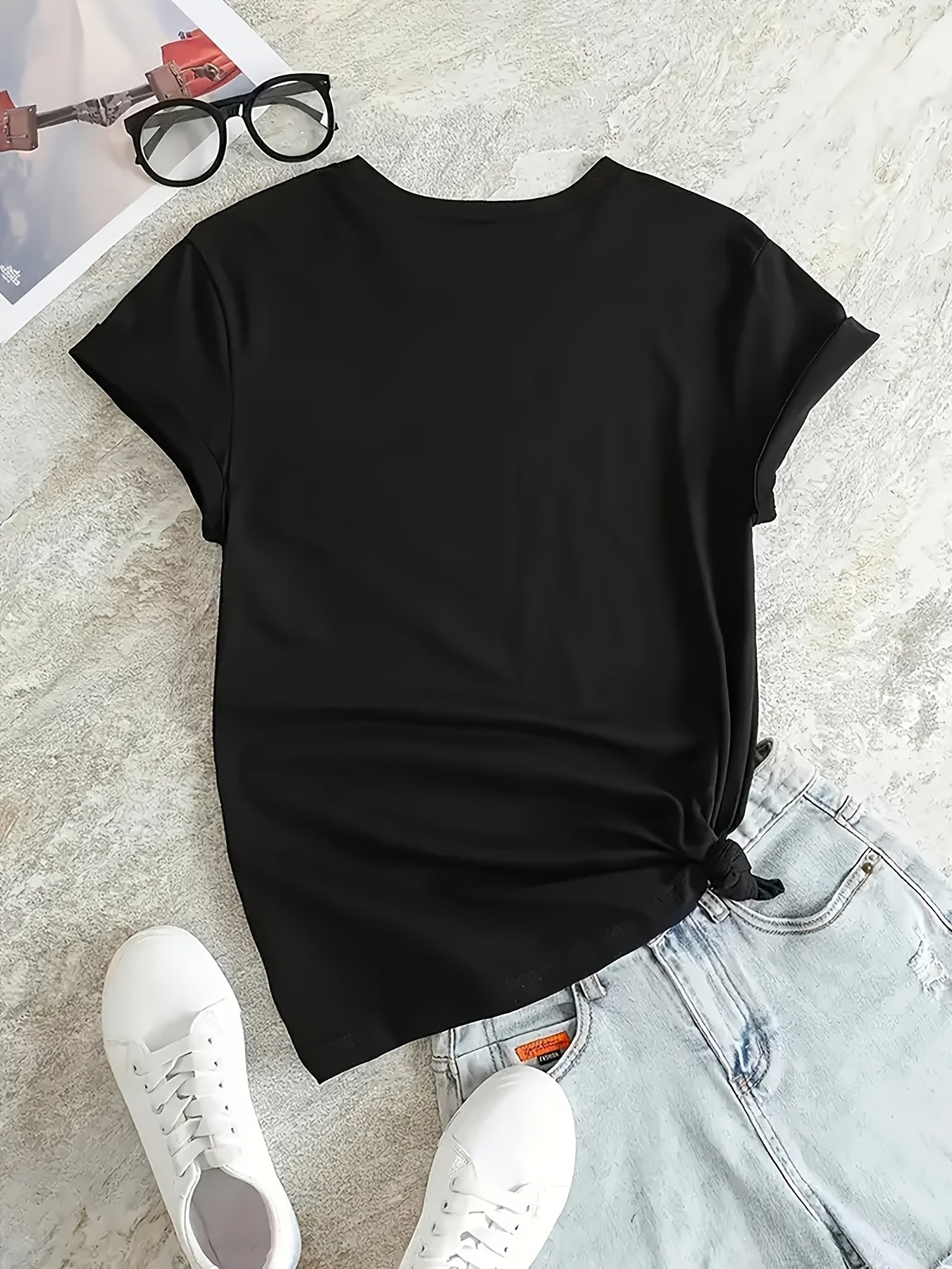 Plus Size - Plus Size - Plus Size Women'S Fashion Cute Cat Expression Print Loose Drop Shoulder Half Sleeve Shirt High Quality Women'S Top Casual V-Neck T-Shirt, Comfortable And Versatile Style for Spring, Summer, And Autumn, Retro Casual