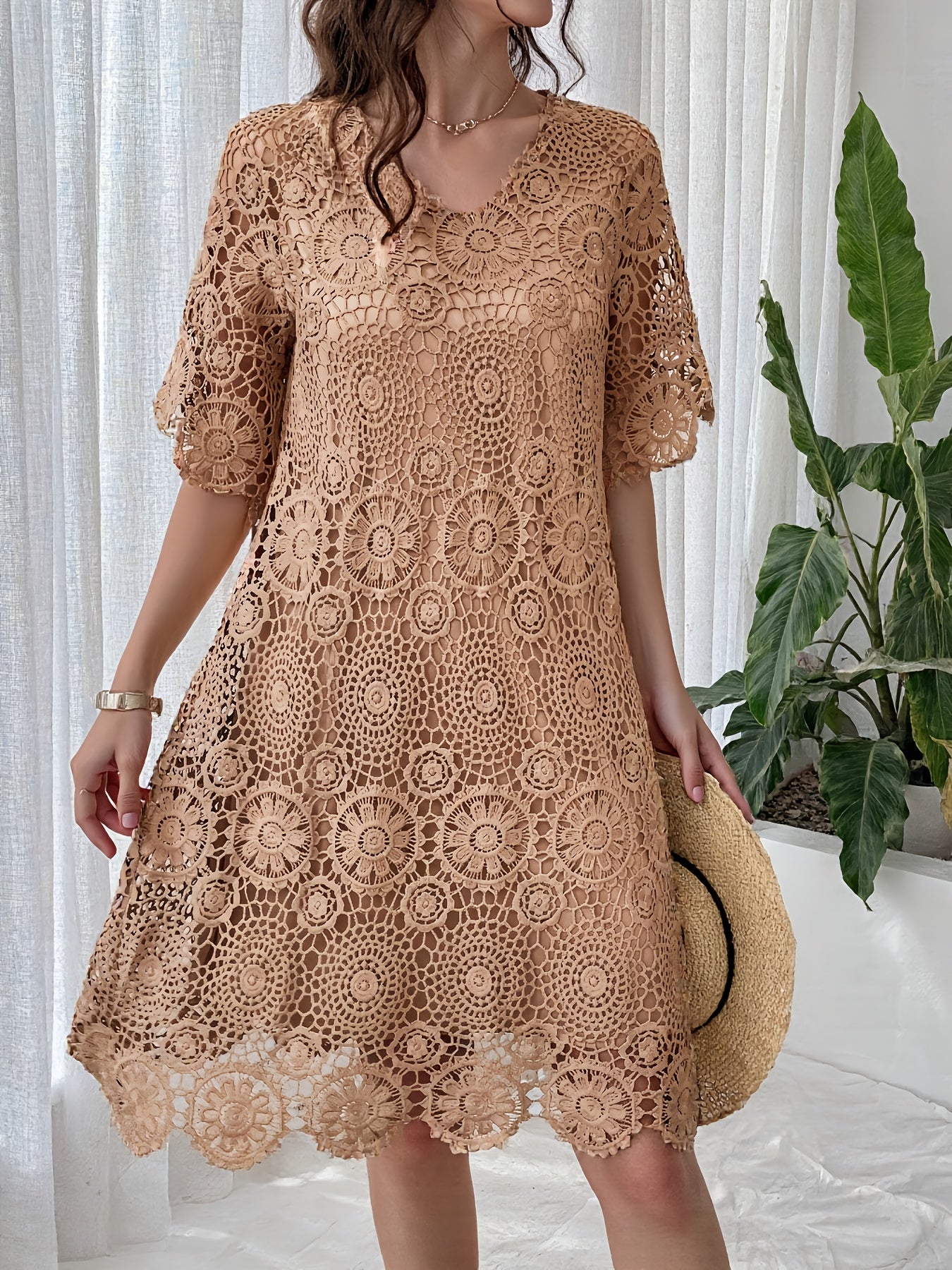 Women'S Fashion Solid Color Short Sleeve V-Neck Dress with Lining Hollow Out Lace Dresses