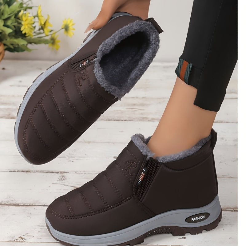 A Warm Guardianship in the Cold Winter, Women's Thick- Soled Non- Slip Snow Boots. They Are Both Warm and Casual, and the Stylish Fluff Shows Elegant Charm.