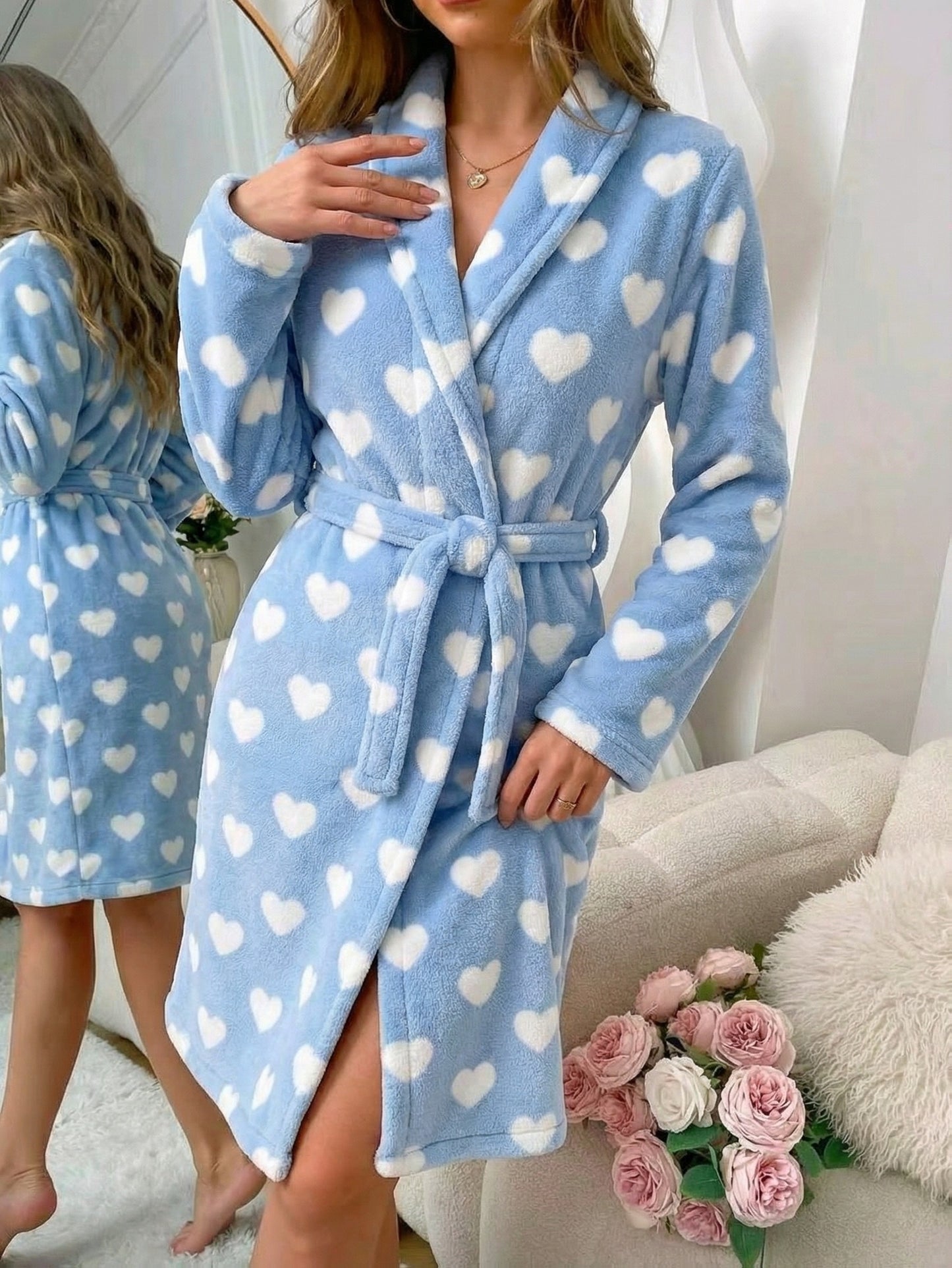 Autumn And Winter Flannel Pajamas Women's Reversible Thickened Women's Belted Dressing Gowns Loose Warm And Comfortable Home Clothes