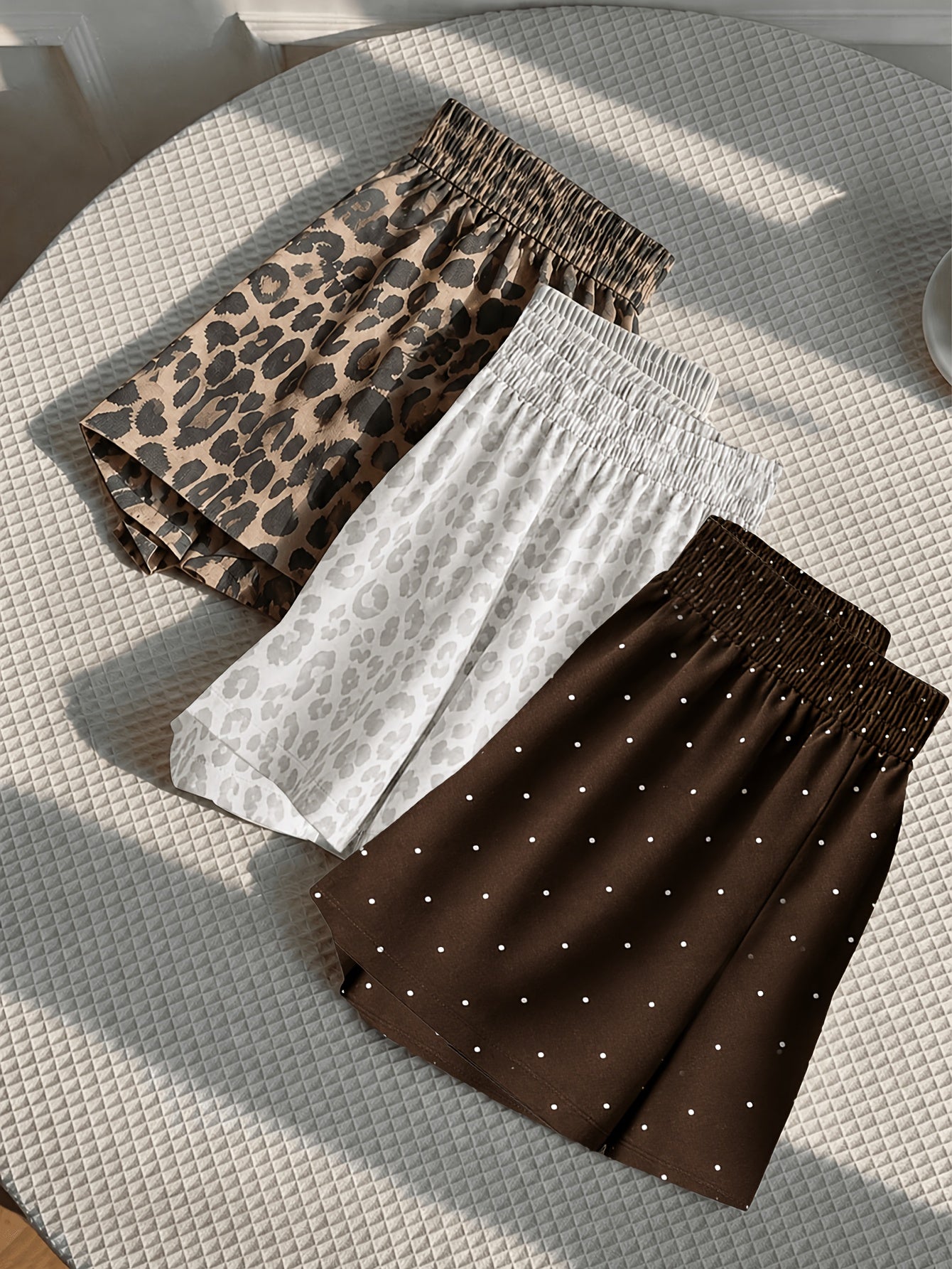 3pcs Women's Camo Print Shorts - Short Length Athletic Running Shorts with Camouflage, Beltless & Machine Washable Fabric Suitable for Gym, Outdoor, Casual Attire, Casual Shorts Pack