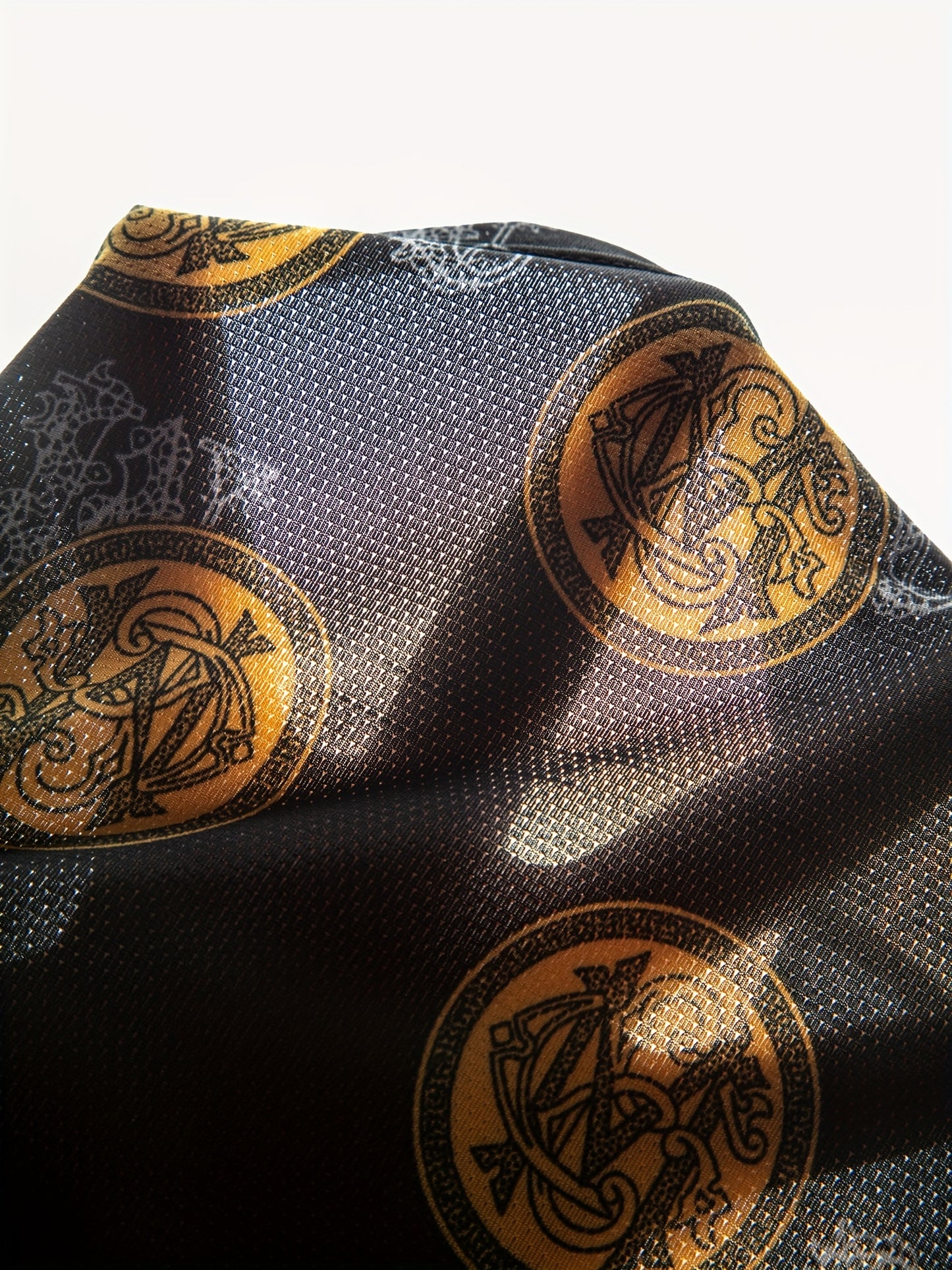 Set of Five High-Quality Men'S Flat Corner Underwear, Featuring Elastic Material, Perfect for Everyday Casual Wear with a Stylish Black And Golden Print