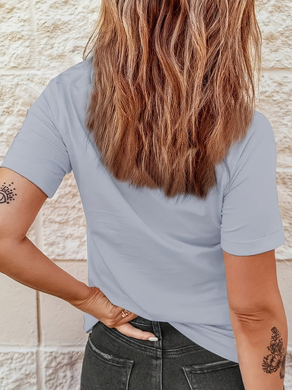 Round Neck T-Shirt - Stylish Women'S Graphic Tee - Comfortable Material with Circular Neckline - Light And Airy for Spring And Summer Outfits