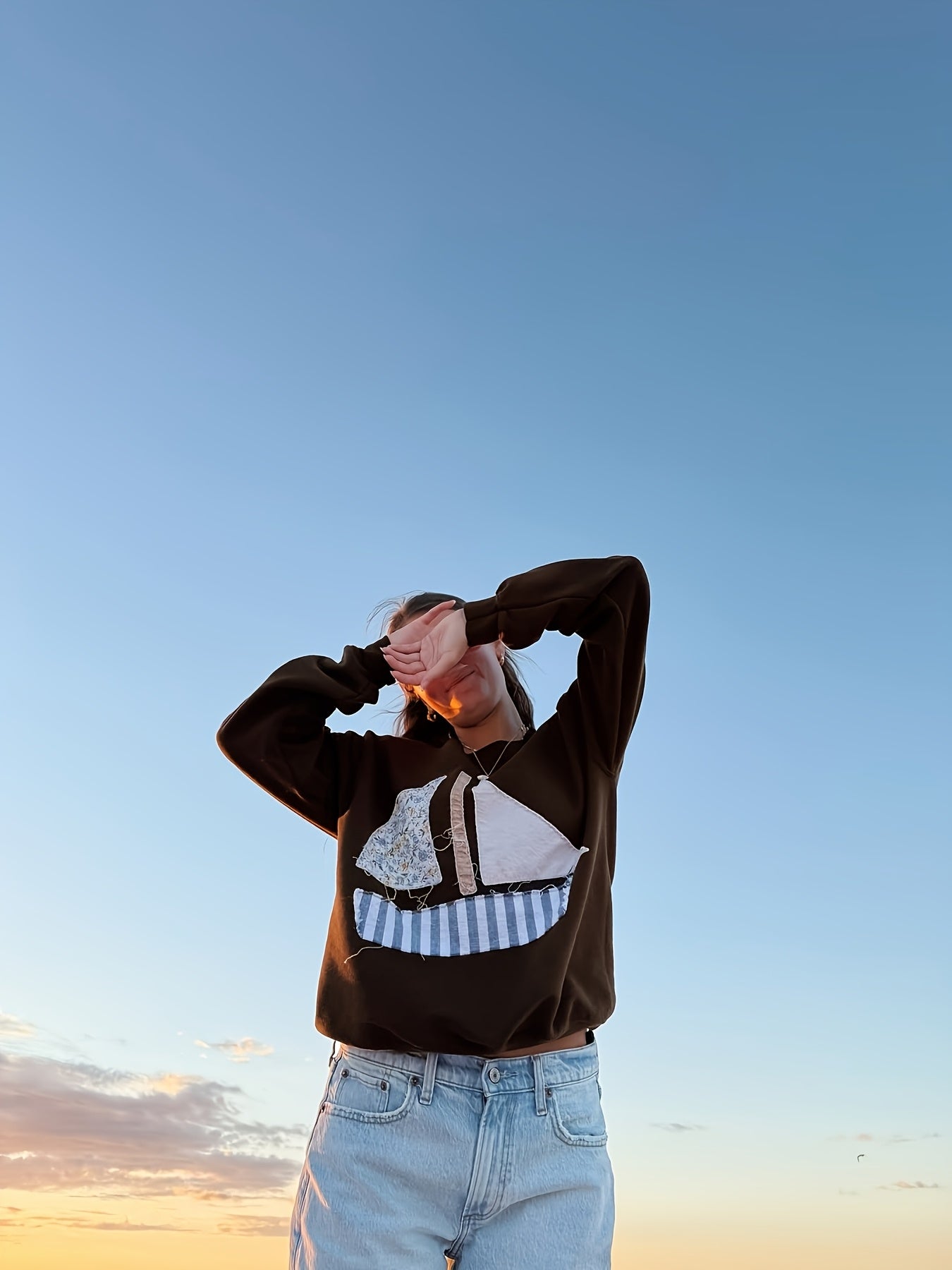 Women'S 3D Oversized Pattern Patch Off-Shoulder Long-Sleeved Sweatshirt, Sailboat Pattern, One-Shoulder/ Off Shoulder Pullover, Spring And Summer New Style, Women'S Clothing Blouse Tops