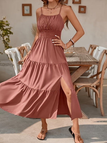 [Elegant Fitted Dress] The New Spring/Summer 2026 Halter Layered Waist-Cinching Solid Color Fitted Dress for Women's Wear Is Elegant In Style And Affordable In Price