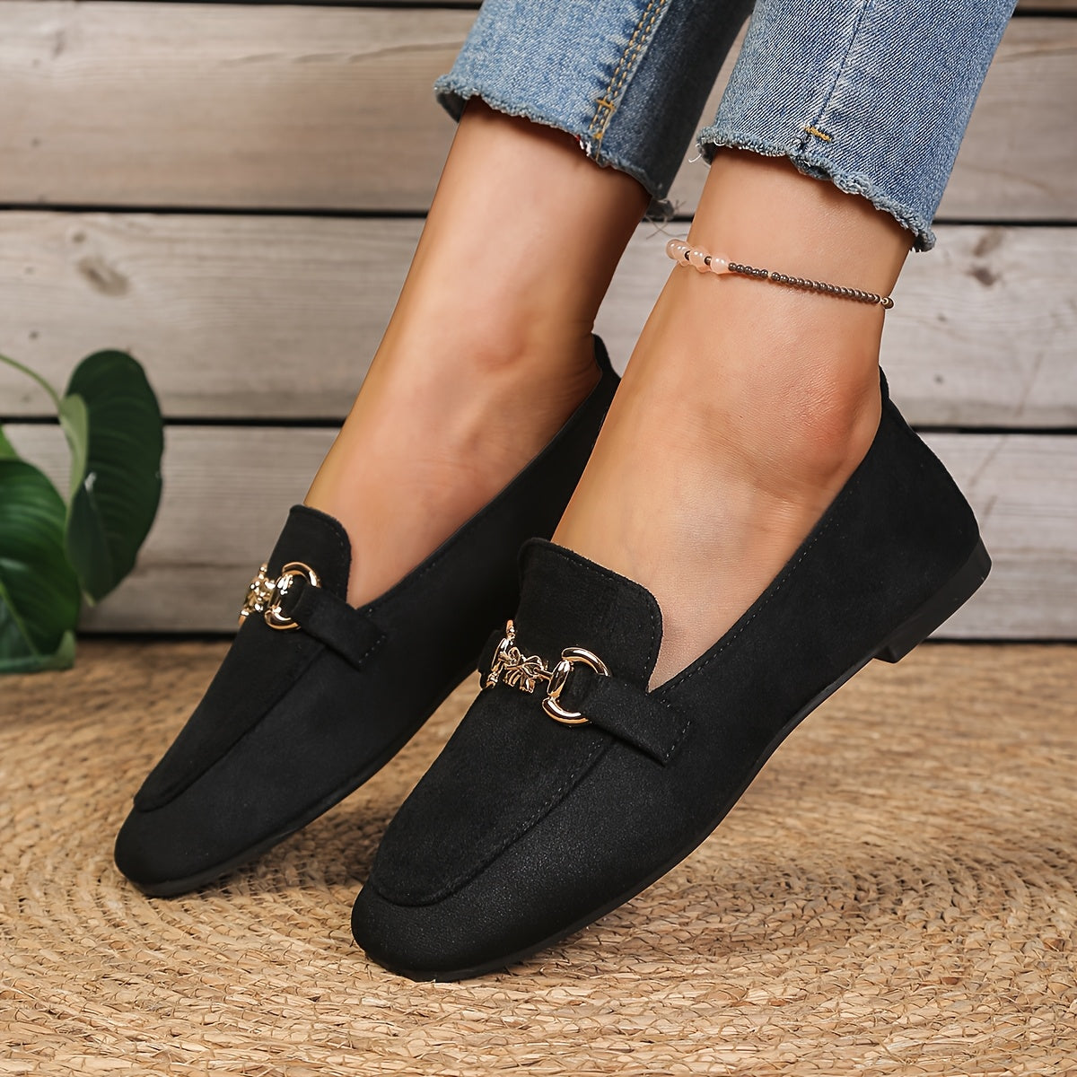 [Comfortable Lightweight Shoes] New Women's Fashionable Small Square Toe Single Shoes with Metal Butterfly Buckle Decoration, Comfortable And Lightweight, Suitable for Work, Walking, Parties, Vacations, And Home, Women Shoes