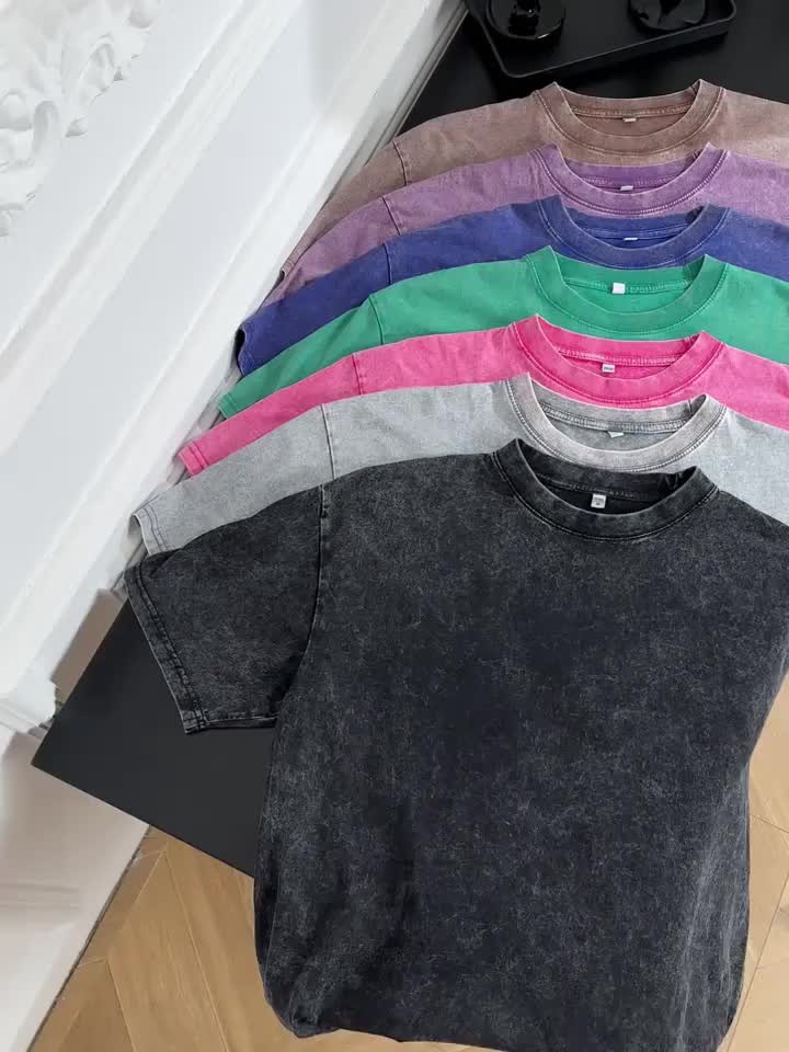 Trendy Women'S Retro Printed T-Shirt - Made from 230G Thick, Featuring a Retro Street Style with a Crew Neck And Short Sleeves. It'S Machine Washable And Ideal for Casual Wear in Spring And Summer, Offering a Unique Loose Fit
