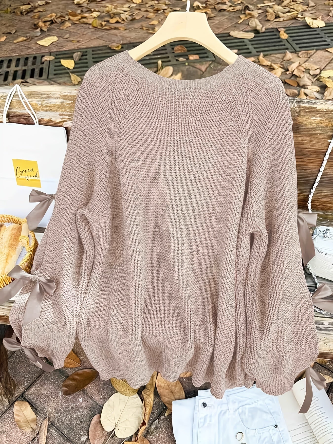 Plus Size, Plus-size  Sweet Style, Round Neck Balloon Sleeve Bow Sweater, Autumn and Winter Atmosphere Items