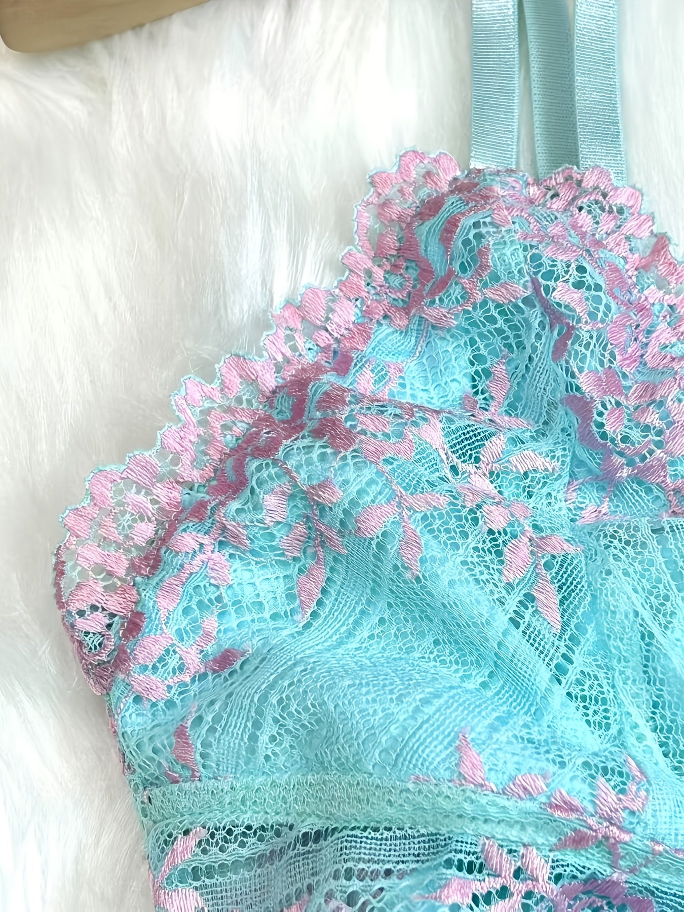 Contrast Color Lace Splicing V-neck Camisole and Double-sided Bow Splicing Casual Shorts | Skin-friendly, Comfortable, Stretchy Fabric, Sexy Style, Suitable for All Seasons