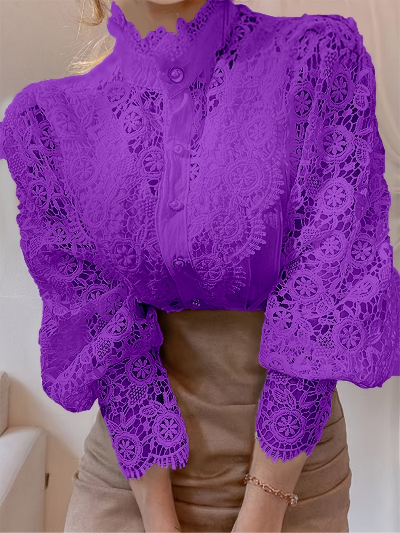 [Plus Size Floral Panels] Plus Size, French Loose Chic Buttons, Heavy Lace, Cut-Out Floral Panels
