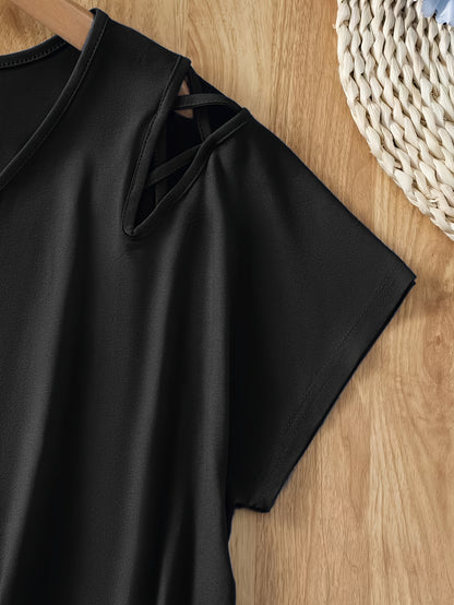 Plus Size Women'S Loose-Fitting Short-Sleeve V-Neck Tee - Stylish V-Neck Style Featuring Open Cross Elements. Perfect for Both Casual And Formal Settings During Spring And Summer, Making It Great for Everyday Wear And Special Events