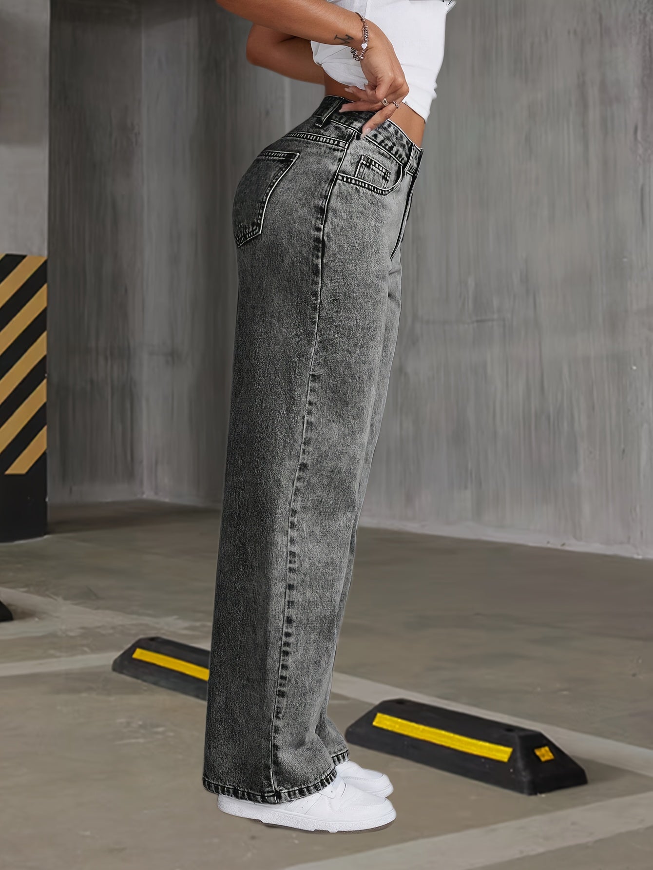 [Elegant Denim Jeans] Women's Gray Snowflake Denim Wide Leg Jeans - Elegant, Comfortable Stretch Casual Pants with High Waist, Button Fly, And Flake Details for Weekend Wear, Versatile Fashion | Elegant Denim | Comfortable Fit