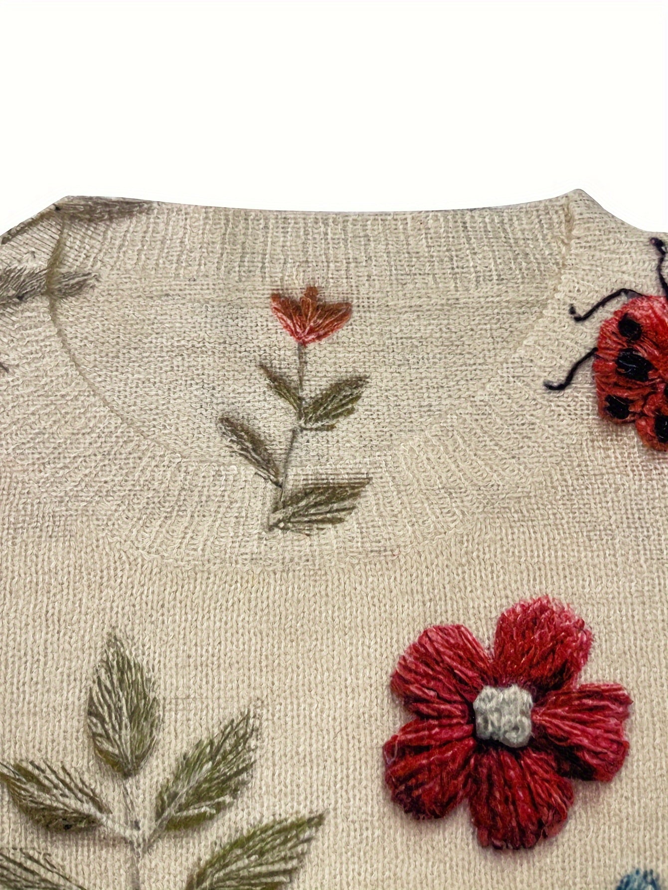 Women's Lightweight All-Over Print Sweater - 3D Insect & Floral Design, Casual Crew Neck Long Sleeve Top, Regular Fit for All Seasons, Cute Sweater, Allseason Wear, Playful Design, Comfortable Clothing