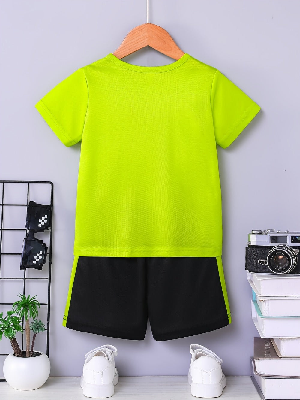 Boys' Graphic Outfit Set - Short Sleeve Summer