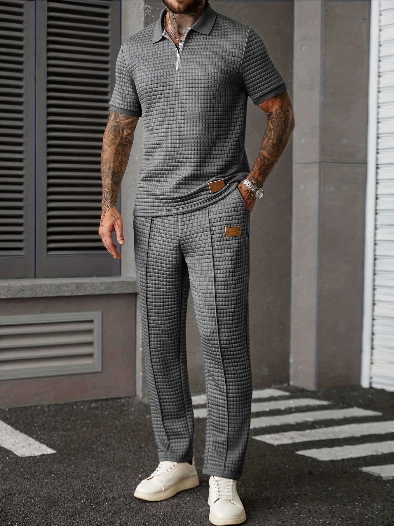 2pcs Men's Summer Commuter Casual Suit: Textured Fabric Half-zip Shirt Paired with Stitched Front Trousers, 2pcs Menswear, Vintage Style, Comfortable Fit.