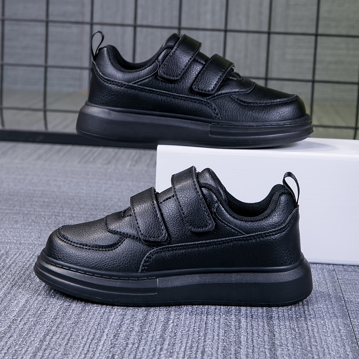Girls Sneakers - Non-Slip Sole 815845